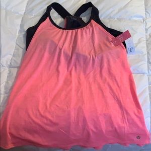 NWT LIVI Activewear Top w/ built in bra